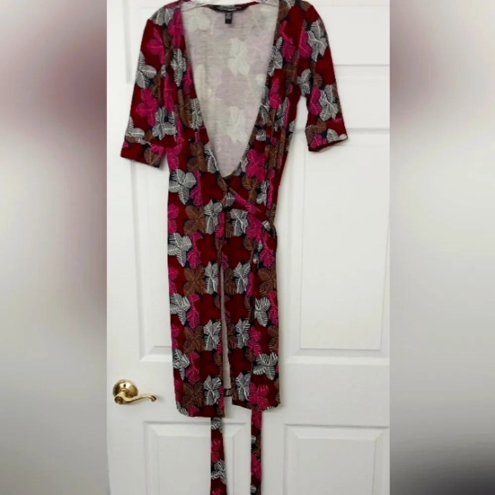 *🌟Diane Von Furstenberg 100% Silk Burgundy/Gray Iconic Wrap Kye Dress- Vintage - Picture 3 of 16